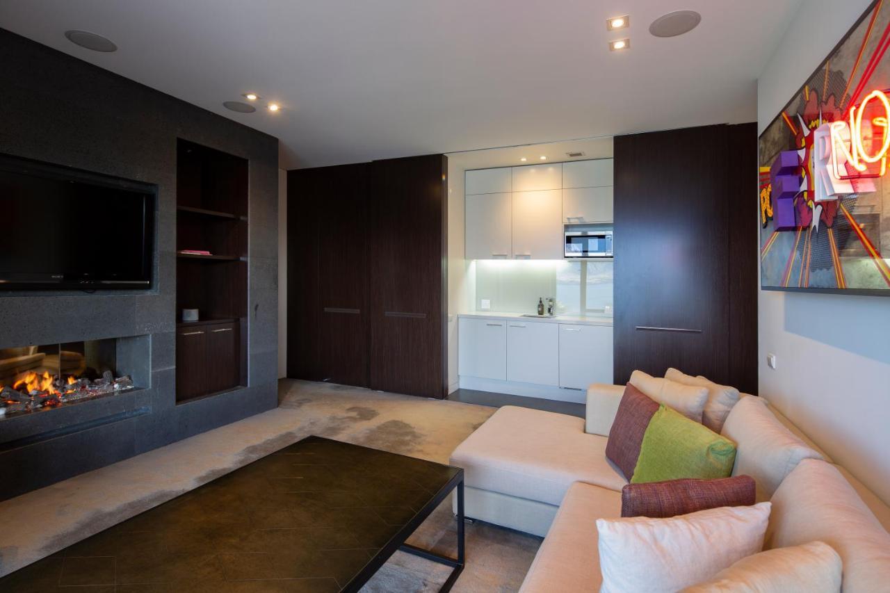 Aspen Grove By Sotheby'S Luxury Rental Homes كوينستاون المظهر الخارجي الصورة